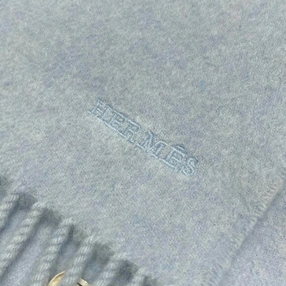Auth HERMES - Light Blue Cashmere Scarf - Picture 3 of 7